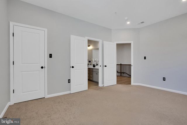 5719 HAWK RIDGE RD, Frederick, MD 21704