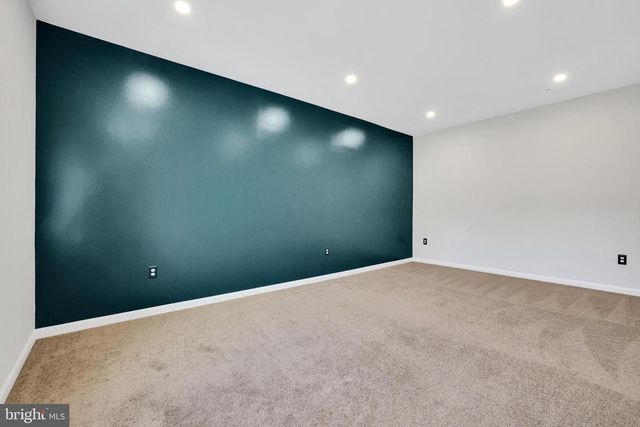 5719 HAWK RIDGE RD, Frederick, MD 21704