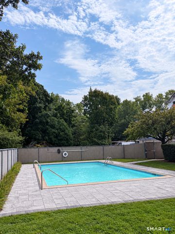 97 Richards Avenue B14, Norwalk, CT 06854