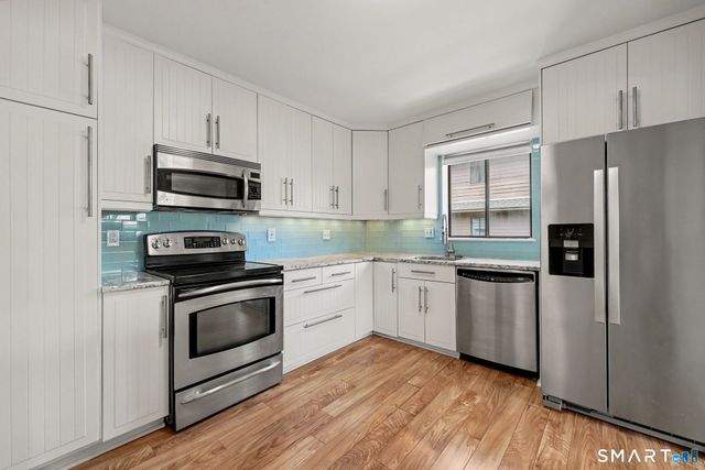 97 Richards Avenue B14, Norwalk, CT 06854