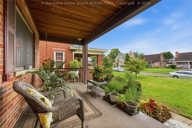 620 Jefferson Avenue, Huntington, WV 25704