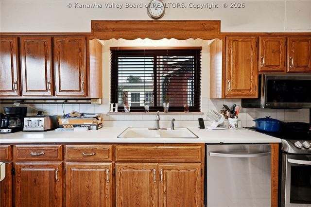620 Jefferson Avenue, Huntington, WV 25704
