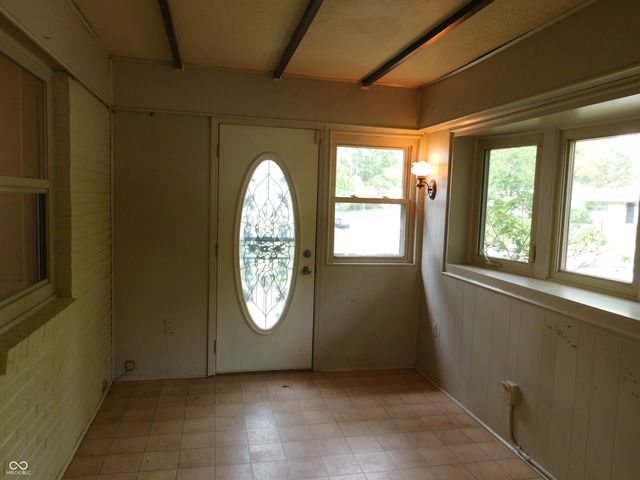 5602 Primrose Avenue, Indianapolis, IN 46220
