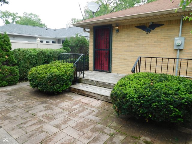 5602 Primrose Avenue, Indianapolis, IN 46220