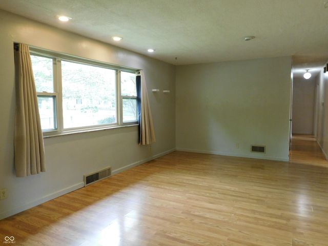 5602 Primrose Avenue, Indianapolis, IN 46220