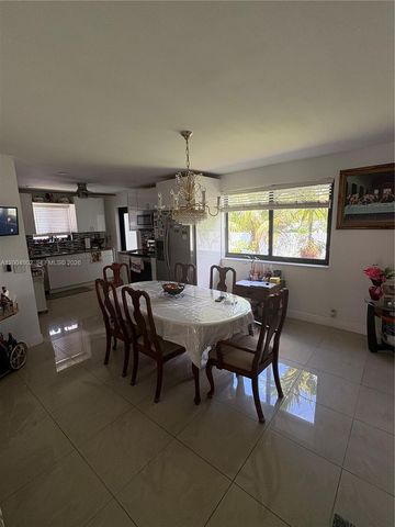 8581 SW 29th St, Miami, FL 33155