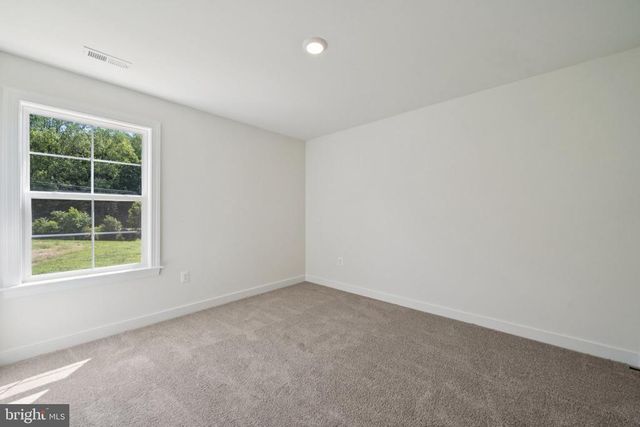 647 FAIRVIEW DR, Mineral, VA 23117