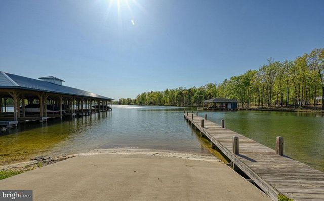 647 FAIRVIEW DR, Mineral, VA 23117