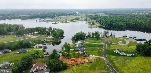 647 FAIRVIEW DR, Mineral, VA 23117