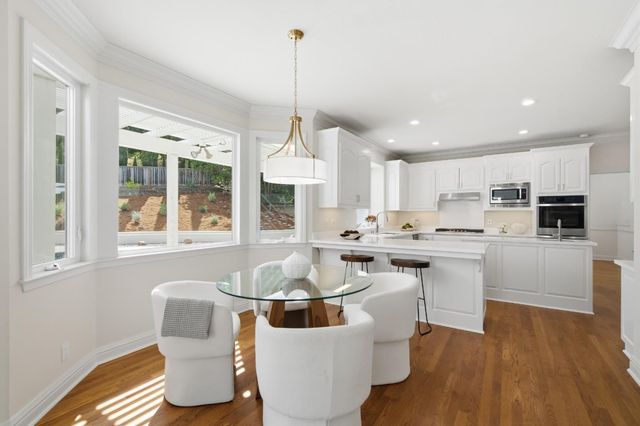 21592 Villa Maria Court, Cupertino, CA 95014