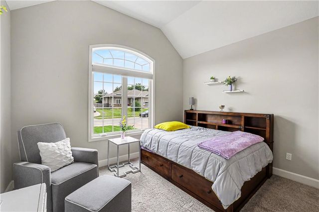 20909 S Barker Road, Spring Hill, KS 66083