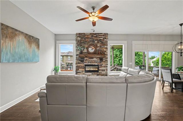 20909 S Barker Road, Spring Hill, KS 66083