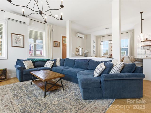 100 Meyers Ridge Road, Cramerton, NC 28032