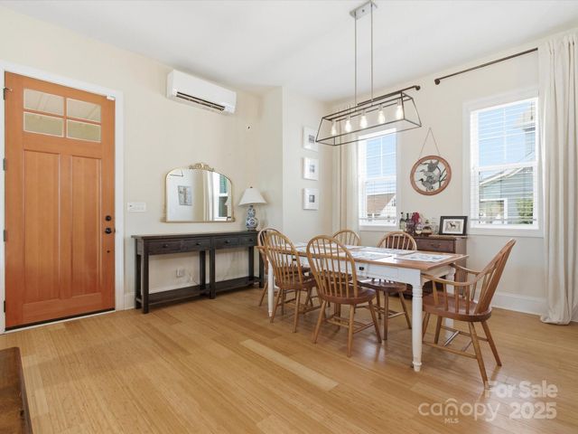 100 Meyers Ridge Road, Cramerton, NC 28032