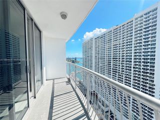 1750 N Bayshore Dr 2708, Miami, FL 33132