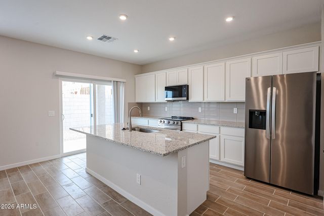 17378 W VILLA HERMOSA Lane, Surprise, AZ 85387