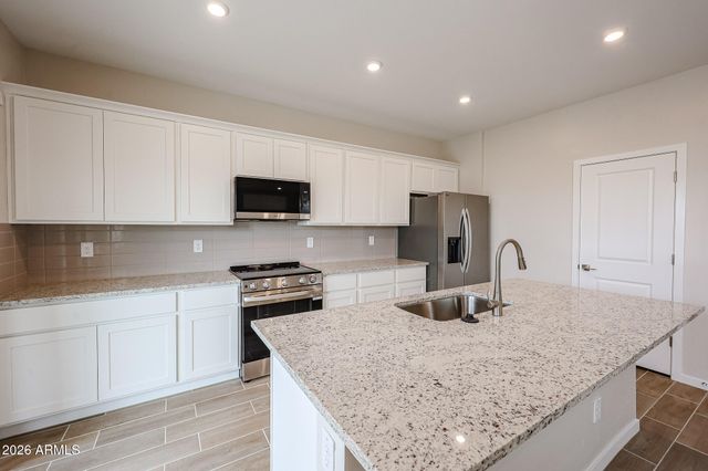 17378 W VILLA HERMOSA Lane, Surprise, AZ 85387