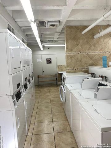 8401 N New Braunfels Ave Apt 219, San Antonio, TX 78209