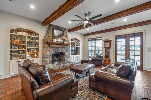12105 Jazmin Cir, Flint, TX 75762
