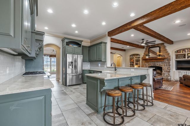 12105 Jazmin Cir, Flint, TX 75762