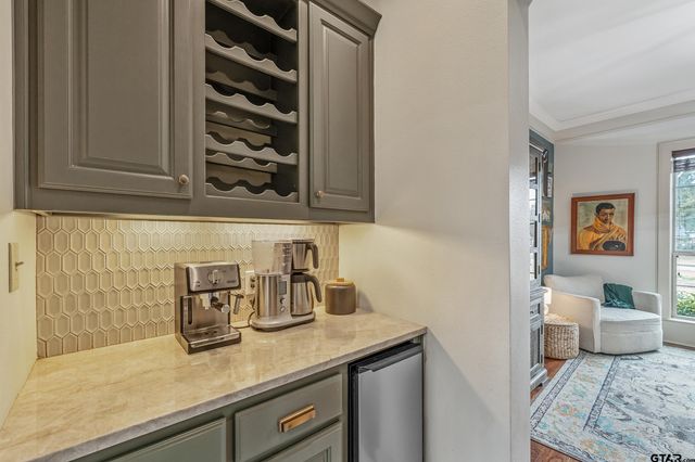 12105 Jazmin Cir, Flint, TX 75762