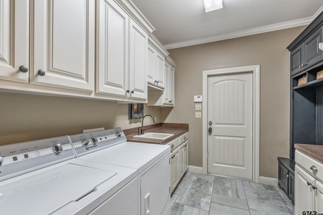 12105 Jazmin Cir, Flint, TX 75762