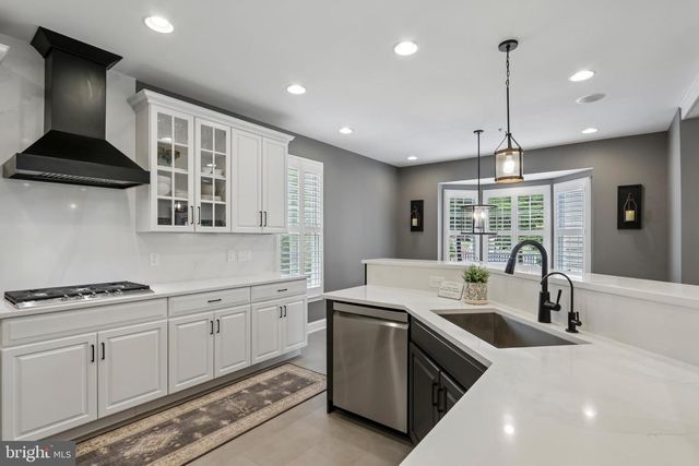 301 NOTTINGHAM PL, Chalfont, PA 18914