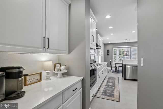 301 NOTTINGHAM PL, Chalfont, PA 18914