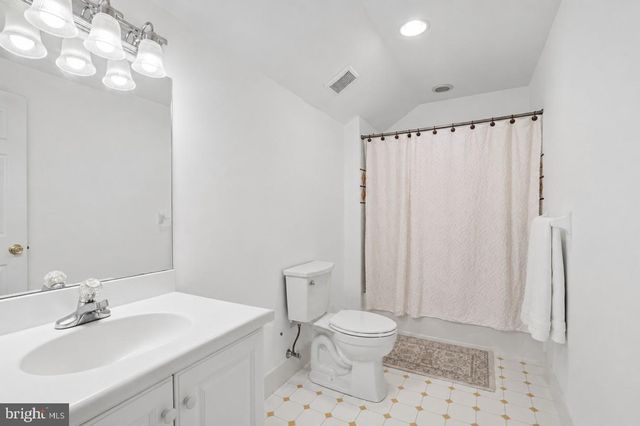 301 NOTTINGHAM PL, Chalfont, PA 18914