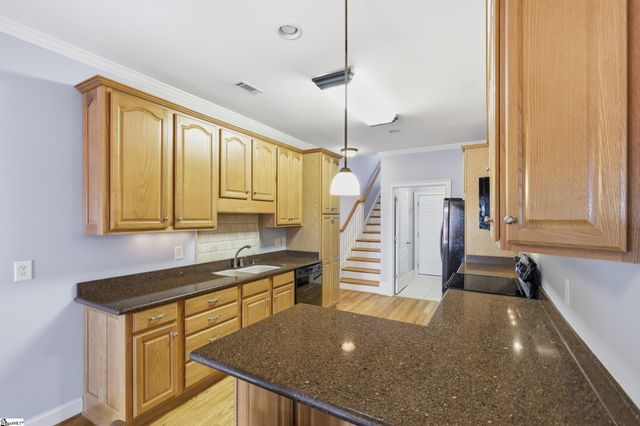 10 Hartsfield Court, Easley, SC 29642