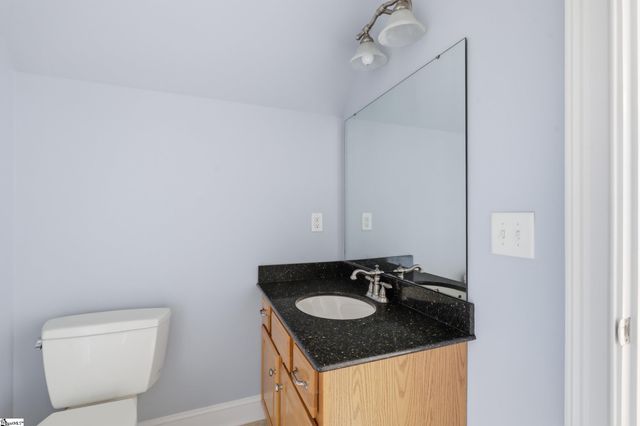 10 Hartsfield Court, Easley, SC 29642