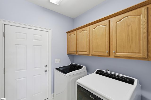 10 Hartsfield Court, Easley, SC 29642