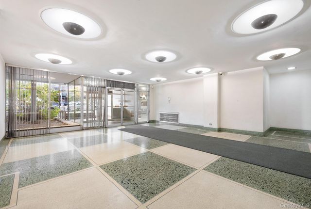 3130 Grand Concourse 2J, Bronx, NY 10458