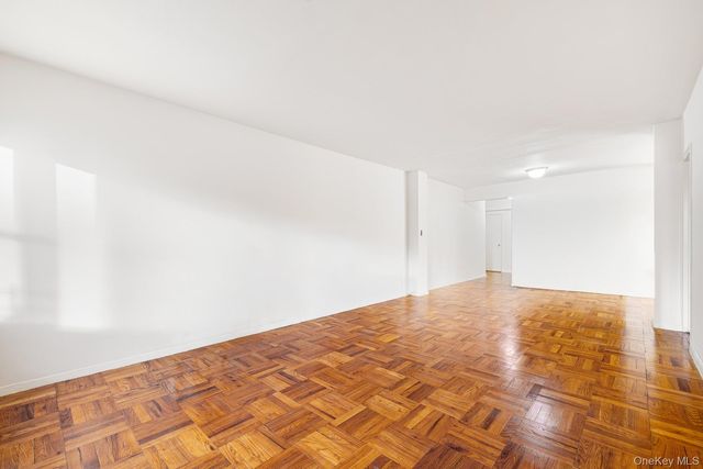 3130 Grand Concourse 2J, Bronx, NY 10458