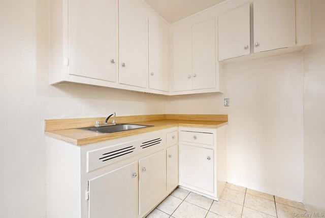 3130 Grand Concourse 2J, Bronx, NY 10458