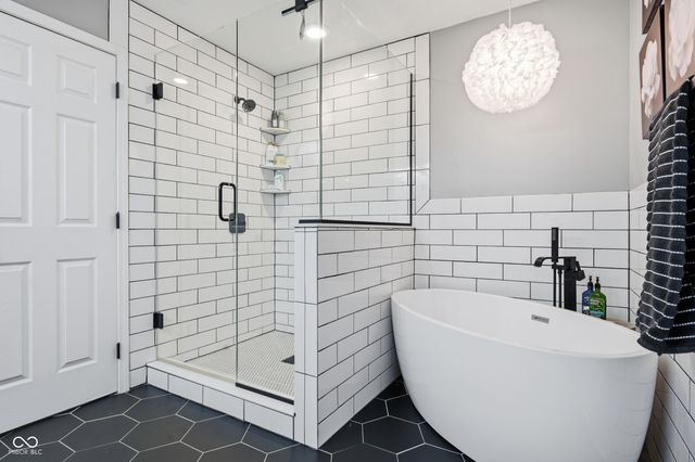 3051 Hawthorn Drive, Lapel, IN 46051