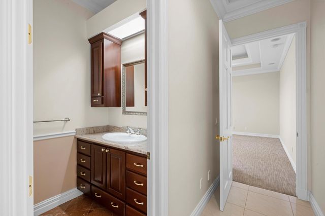 1530 NE Dixie Highway, Jensen Beach, FL 34957