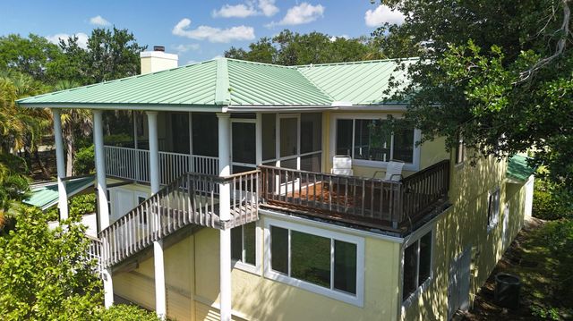 1530 NE Dixie Highway, Jensen Beach, FL 34957