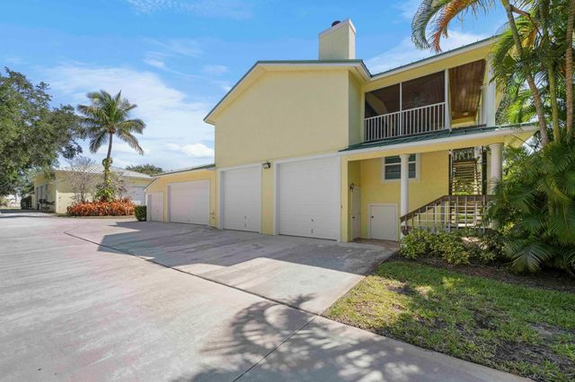 1530 NE Dixie Highway, Jensen Beach, FL 34957