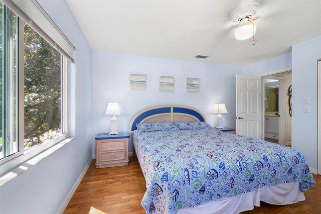 1530 NE Dixie Highway, Jensen Beach, FL 34957