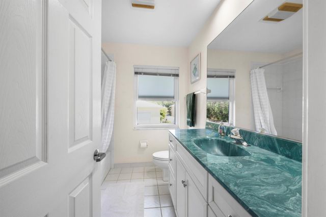 1530 NE Dixie Highway, Jensen Beach, FL 34957