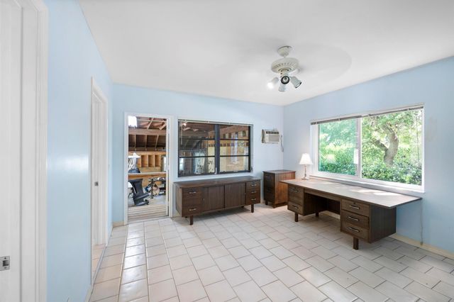 1530 NE Dixie Highway, Jensen Beach, FL 34957