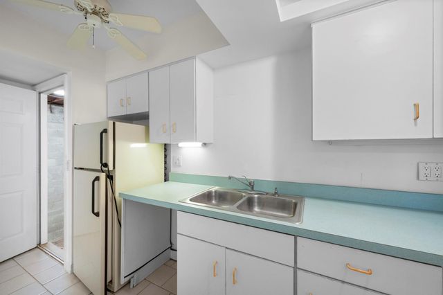 1530 NE Dixie Highway, Jensen Beach, FL 34957