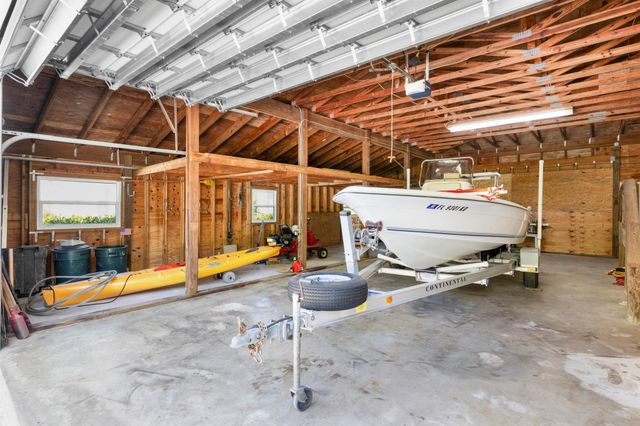 1530 NE Dixie Highway, Jensen Beach, FL 34957