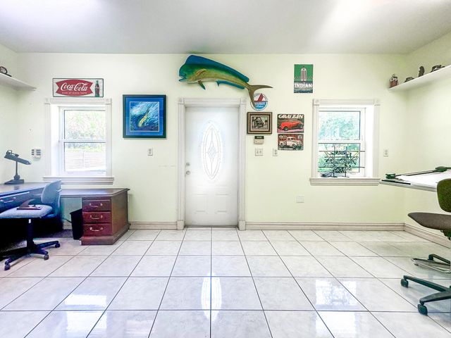 1530 NE Dixie Highway, Jensen Beach, FL 34957