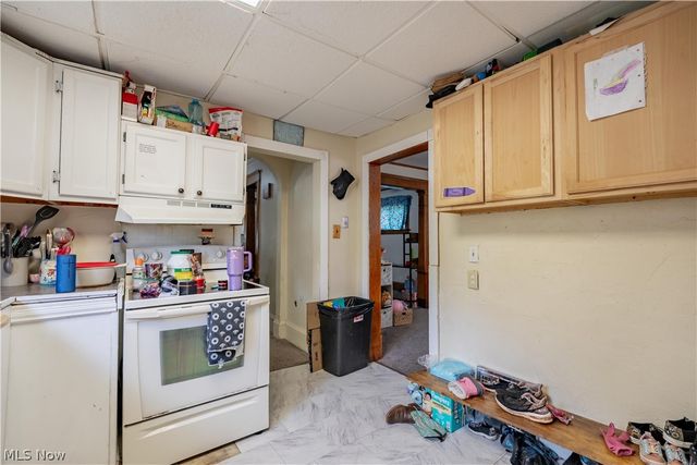1214 W Wilbeth Road, Akron, OH 44314
