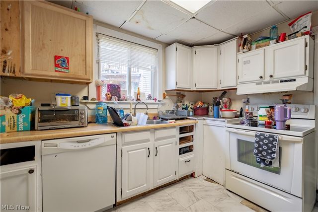 1214 W Wilbeth Road, Akron, OH 44314