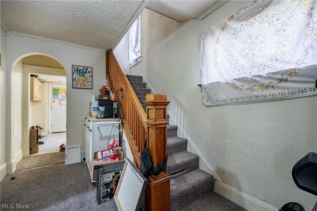 1214 W Wilbeth Road, Akron, OH 44314