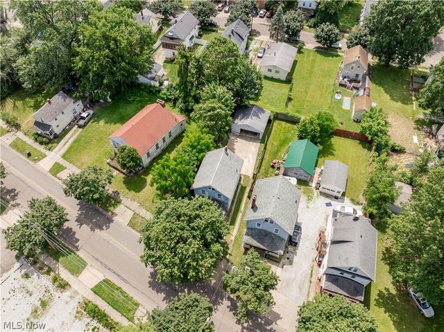 1214 W Wilbeth Road, Akron, OH 44314