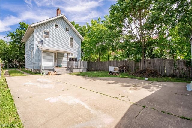 1214 W Wilbeth Road, Akron, OH 44314